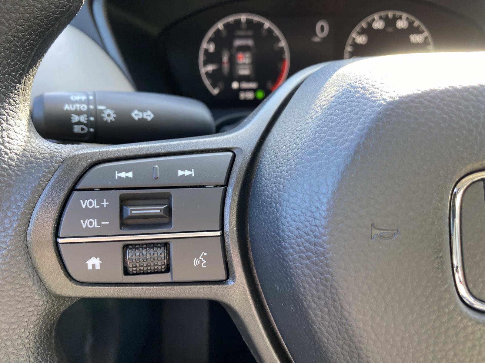 New 2027 Honda HR-V LX image 13