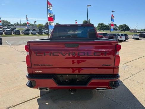 Used 2025 Chevrolet Silverado 1500 RST AWD/4WD image 4