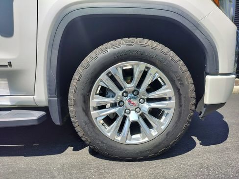 Used 2019 GMC Sierra 1500 Denali AWD/4WD image 23