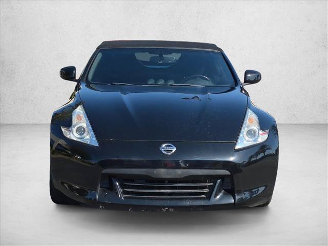 Used 2011 Nissan 370Z Roadster RWD image 2