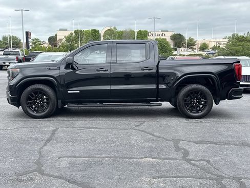 Used 2022 GMC Sierra 1500 Elevation w/ LPO, Elevation Black Package RWD image 13