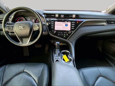 Used 2018 Toyota Camry XSE w/ Audio Package FWD image 14
