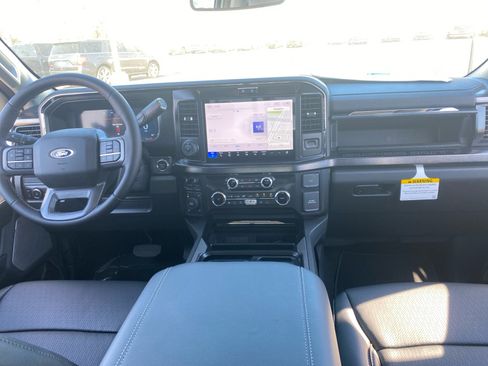 New 2026 Ford F350 Lariat w/ Black Appearance Package image 20