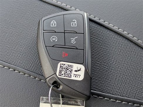 New 2025 Buick Enclave Preferred w/ Power Package image 37