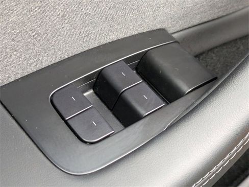 Used 2024 Tesla Model 3 Standard Range image 20