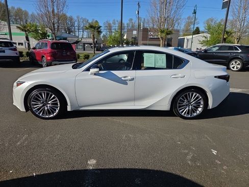 Used 2023 Lexus IS 300 AWD w/ Premium Package image 2