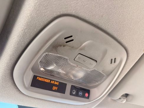 Used 2021 Chevrolet Spark LT FWD image 35