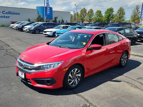 Used 2017 Honda Civic EX image 3