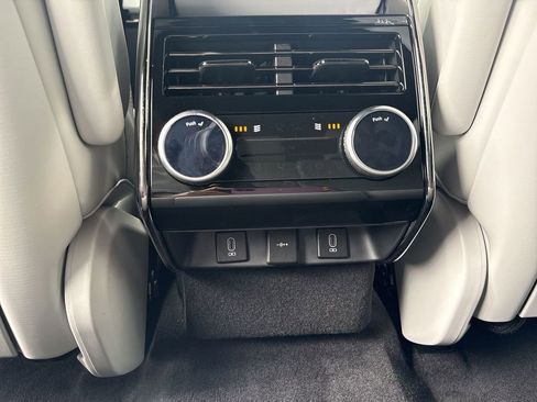 New 2026 Land Rover Range Rover Sport SE AWD/4WD image 16