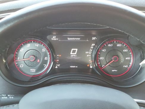 Used 2017 Dodge Charger SXT w/ Navigation & Travel Group image 15