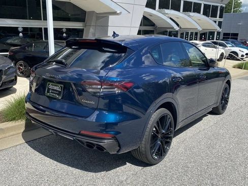 New 2024 Maserati Levante Trofeo image 5