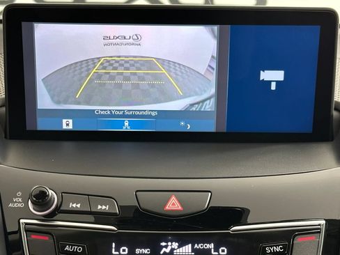 Used 2021 Acura RDX AWD w/ Advance Package image 39