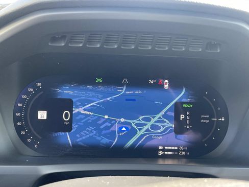 Certified 2025 Volvo XC90 T8 Core w/ Climate Package AWD/4WD image 23