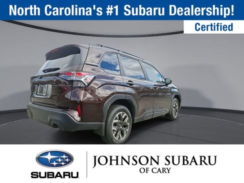 Used 2026 Subaru Forester Premium AWD/4WD image 7