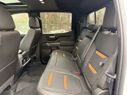 Used 2020 GMC Sierra 1500 AT4 w/ AT4 Premium Package image 29
