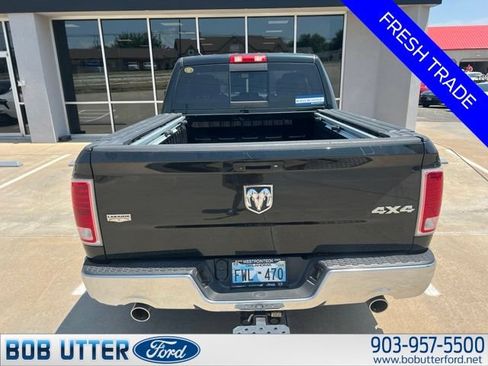 Used 2017 RAM 1500 Laramie AWD/4WD image 4