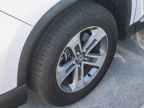 Used 2025 Honda Pilot EX-L image 8