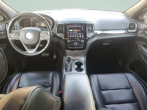 Certified 2020 Jeep Grand Cherokee Overland image 12