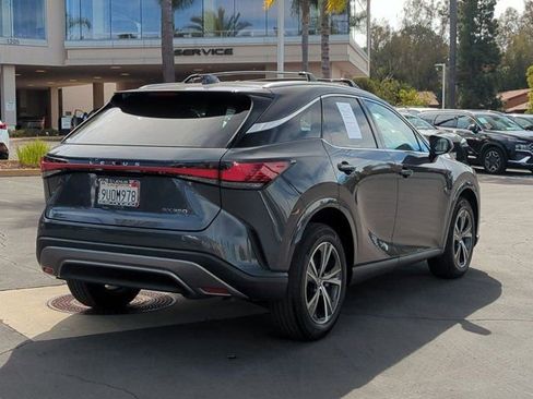 Used 2025 Lexus RX 350 FWD w/ Accessory Package image 5