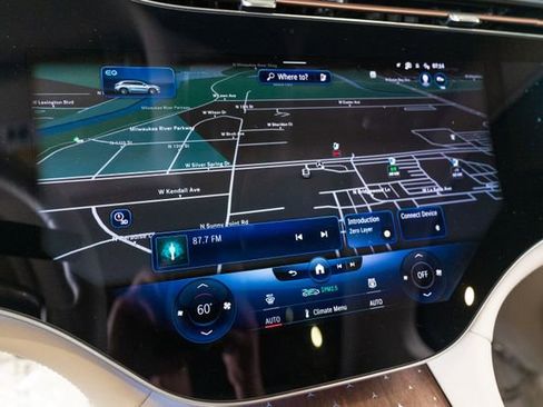 Certified 2023 Mercedes-Benz EQS 580 4MATIC SUV image 29