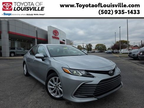 Certified 2024 Toyota Camry LE image 1
