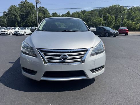Used 2014 Nissan Sentra SV FWD image 3