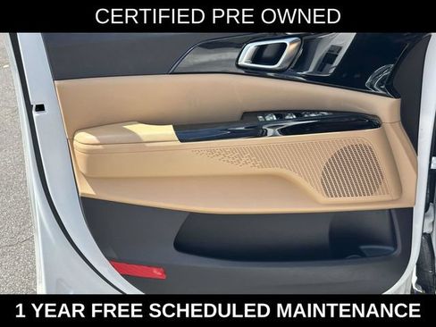Used 2024 Kia Carnival EX FWD image 13