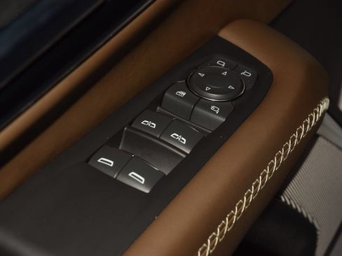 Used 2025 GMC Yukon XL Denali Ultimate w/ LPO, Floor Liner Package AWD/4WD image 51