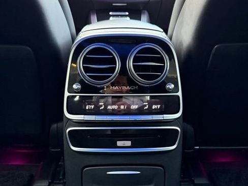 Used 2019 Mercedes-Benz Maybach S 560 4MATIC image 46
