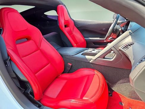 Used 2019 Chevrolet Corvette Stingray Coupe w/ Carbon Flash Badge Package RWD image 15