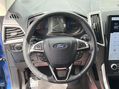 Certified 2024 Ford Edge SEL AWD/4WD image 17