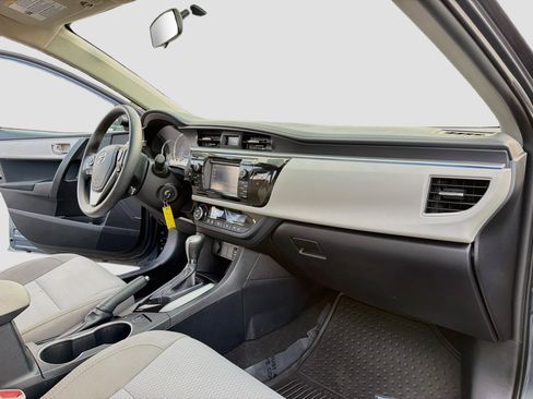 Used 2016 Toyota Corolla LE FWD image 11
