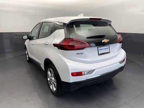 Used 2018 Chevrolet Bolt LT image 2