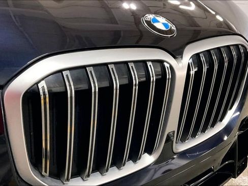 Used 2023 BMW X7 xDrive40i w/ Executive Package image 29