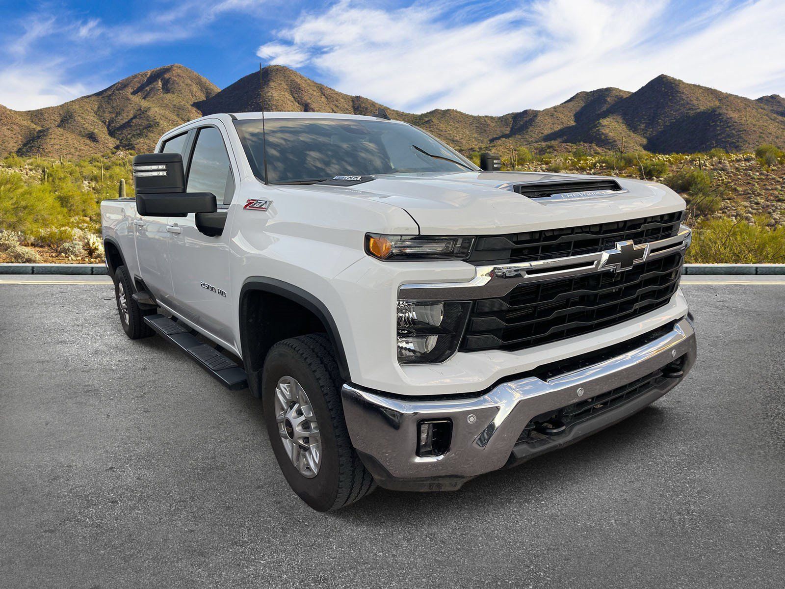 Used 2026 Chevrolet Silverado 2500 LT w/ All Star Edition AWD/4WD image 3