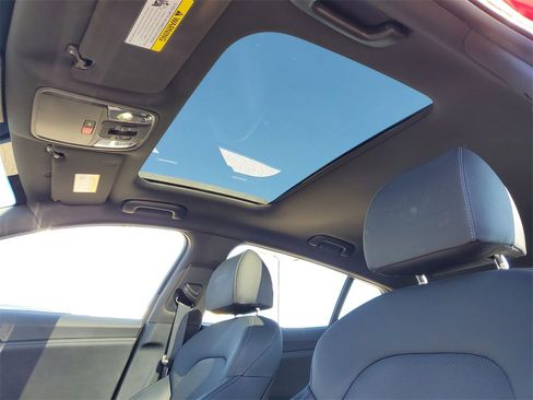 Used 2023 Kia Stinger GT-Line w/ Sun & Sound Package image 10