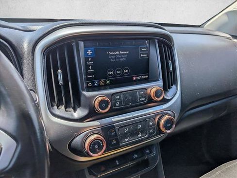 Used 2020 Chevrolet Colorado LT RWD image 13