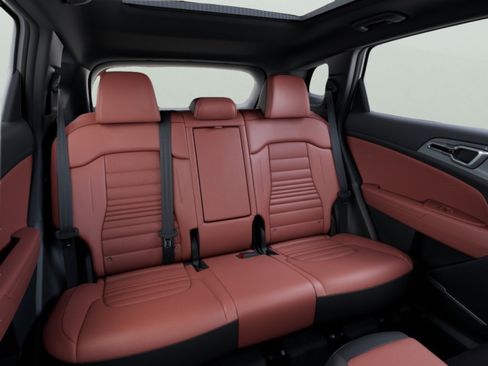 New 2026 Kia Sportage SX FWD image 16