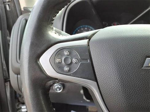 Used 2018 Chevrolet Colorado LT w/ Redline Special Edition image 13