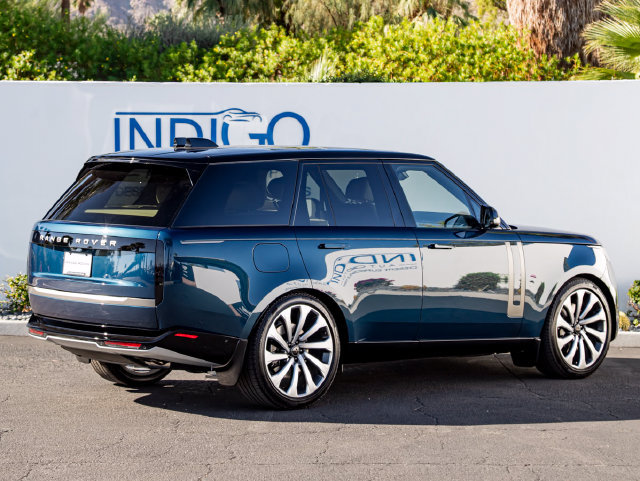New 2026 Land Rover Range Rover Autobiography AWD/4WD image 6
