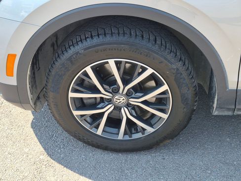 Used 2019 Volkswagen Tiguan SE AWD/4WD image 13