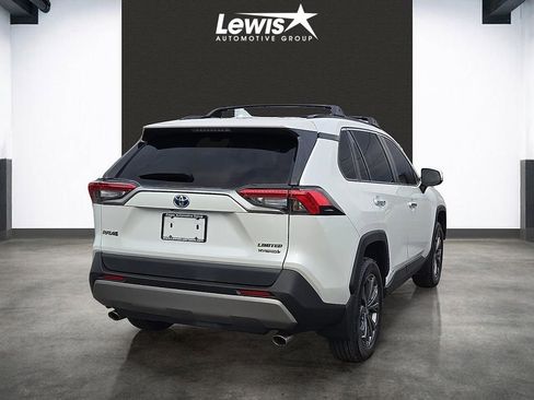 Used 2023 Toyota RAV4 Limited AWD/4WD image 4