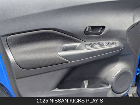 New 2025 Nissan Kicks Play S image 10