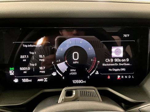 Certified 2025 GMC Acadia AT4 w/ Super Cruise Package image 24