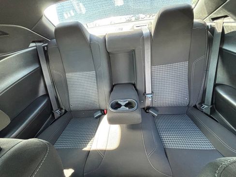 Used 2021 Dodge Challenger SXT RWD image 27