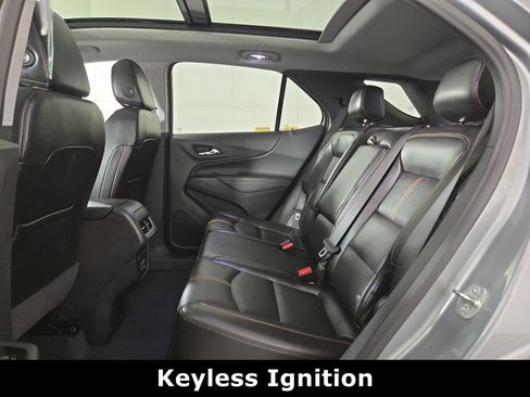 Used 2023 Chevrolet Equinox Premier image 13
