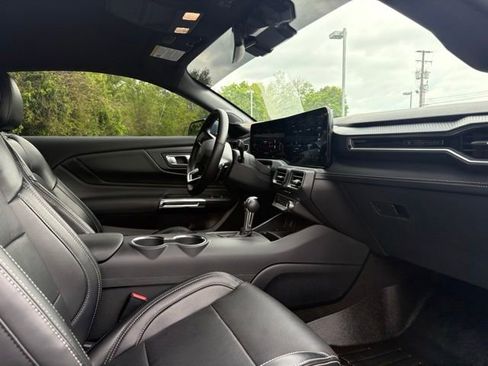 Used 2024 Ford Mustang GT Premium RWD image 18