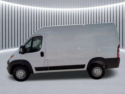New 2026 RAM ProMaster 2500 w/ Cold Weather Group FWD image 4