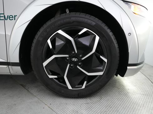 Used 2024 Hyundai Ioniq 5 Limited RWD image 20