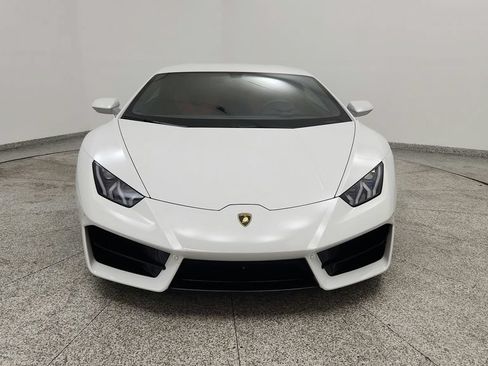 Used 2018 Lamborghini Huracan LP 580-2 RWD image 9